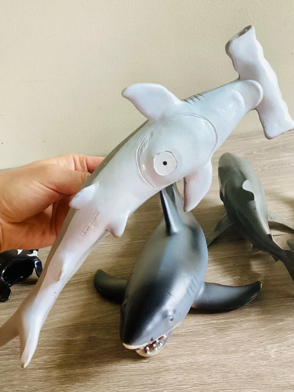 Lot Of 5 Pool Water Toys Sharks Sting Ray Large/Med Size Rubber Floating Diving